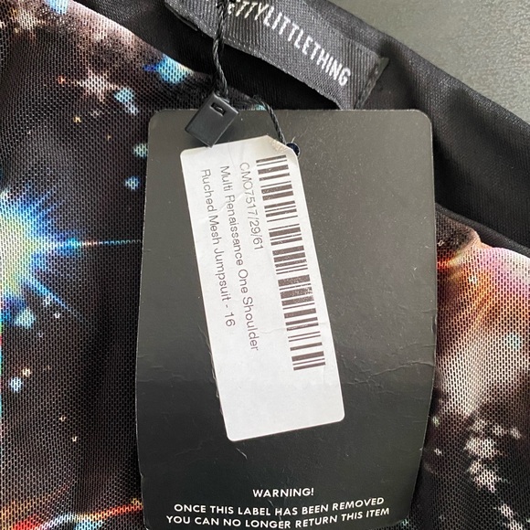 PRETTYLITTLETHING asymmetric jumpsuit - Picture 3 of 3